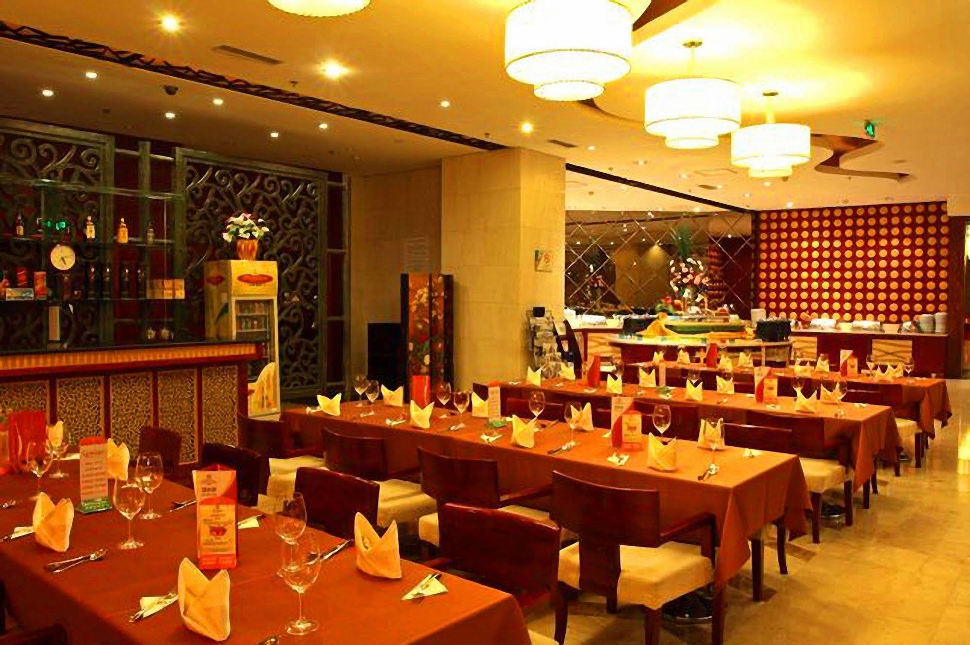Great Tang Hotel Shanghai Exterior photo